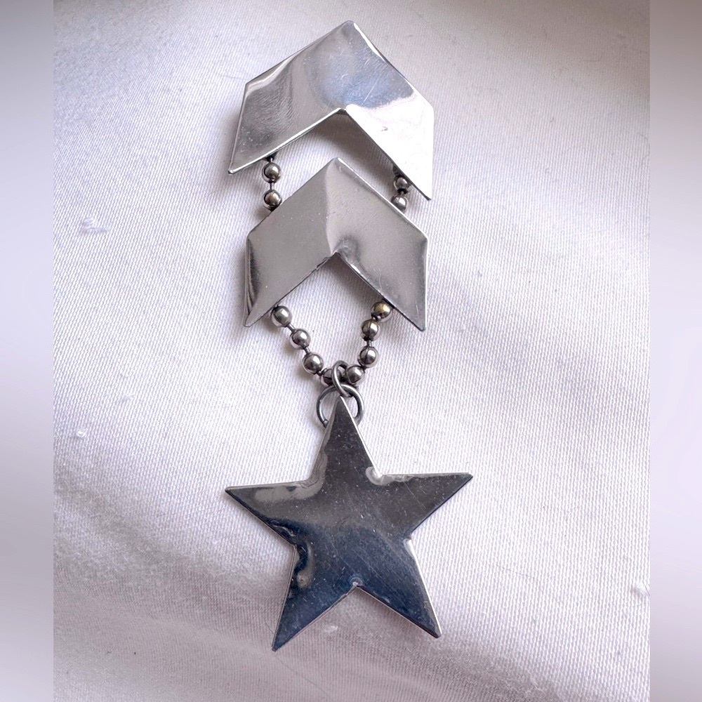 🎖️Vintage Stunning Military Style Silver Star Pendant Pin / Brooch 🎖️